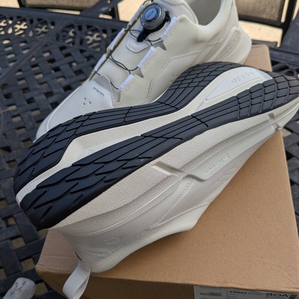 Ecco White Chunky Athletic Sneakers - Picture 3 of 3